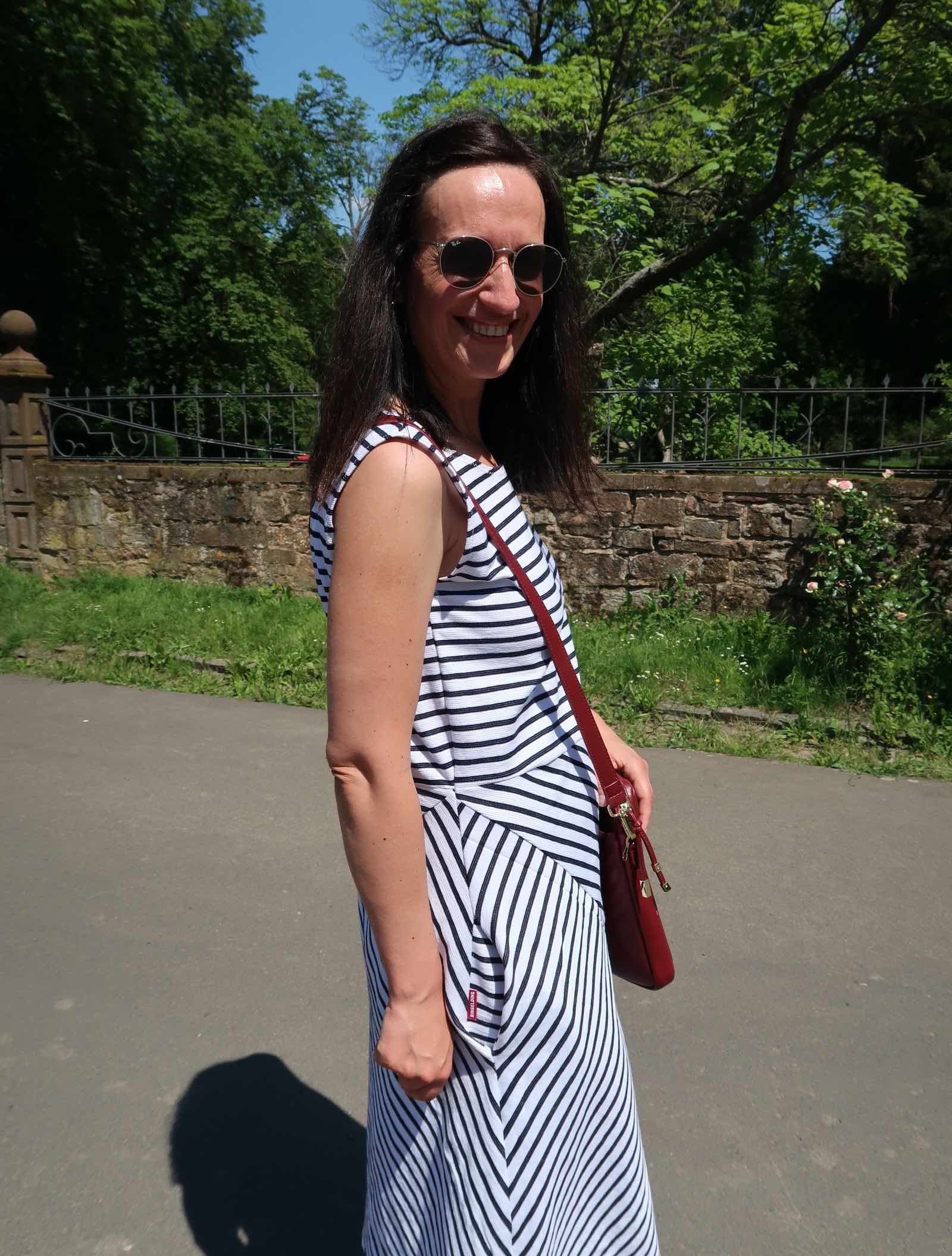 Louisa-Kleid-Rock-mit-Teilung-Finas-Ideen-Schnittmuster