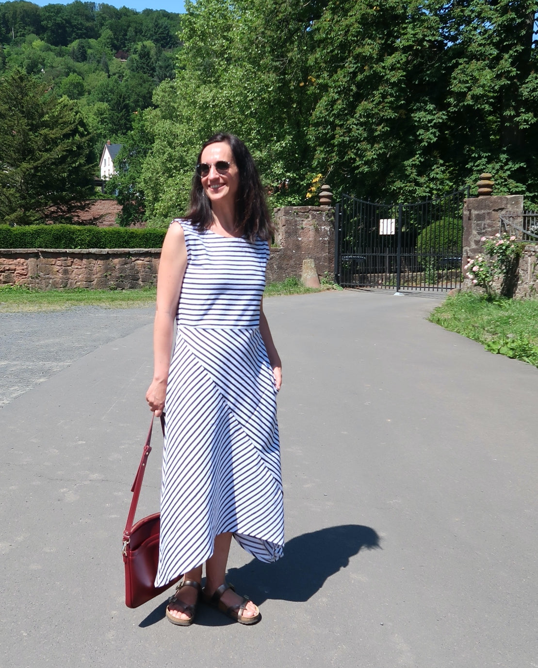 Louisa-Kleid-Rock-mit-Teilung-Finas-Ideen-Schnittmuster