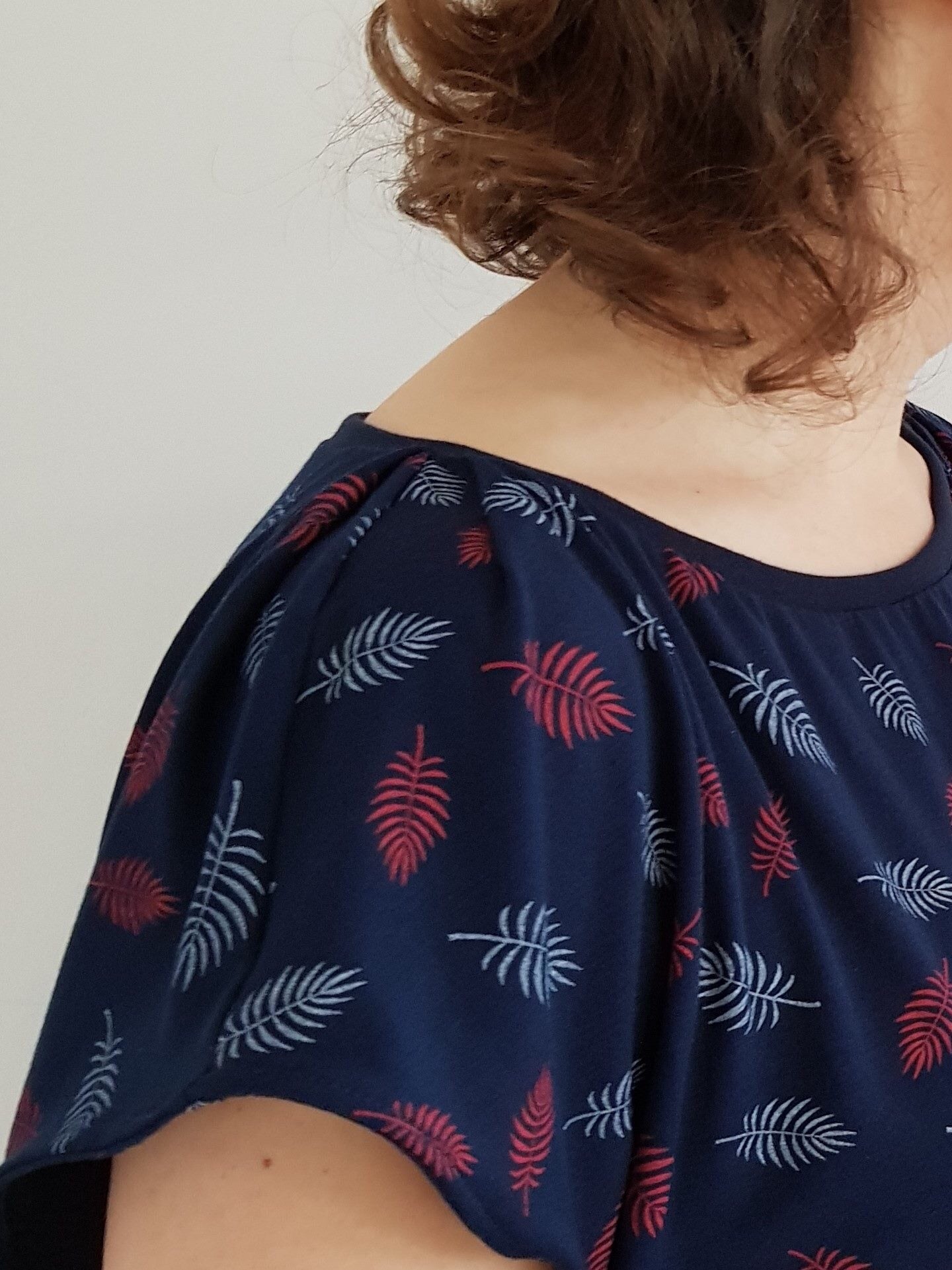 Clara- Shirt oder Kleid mit raffinierter Schulterpartie - FinasIdeen