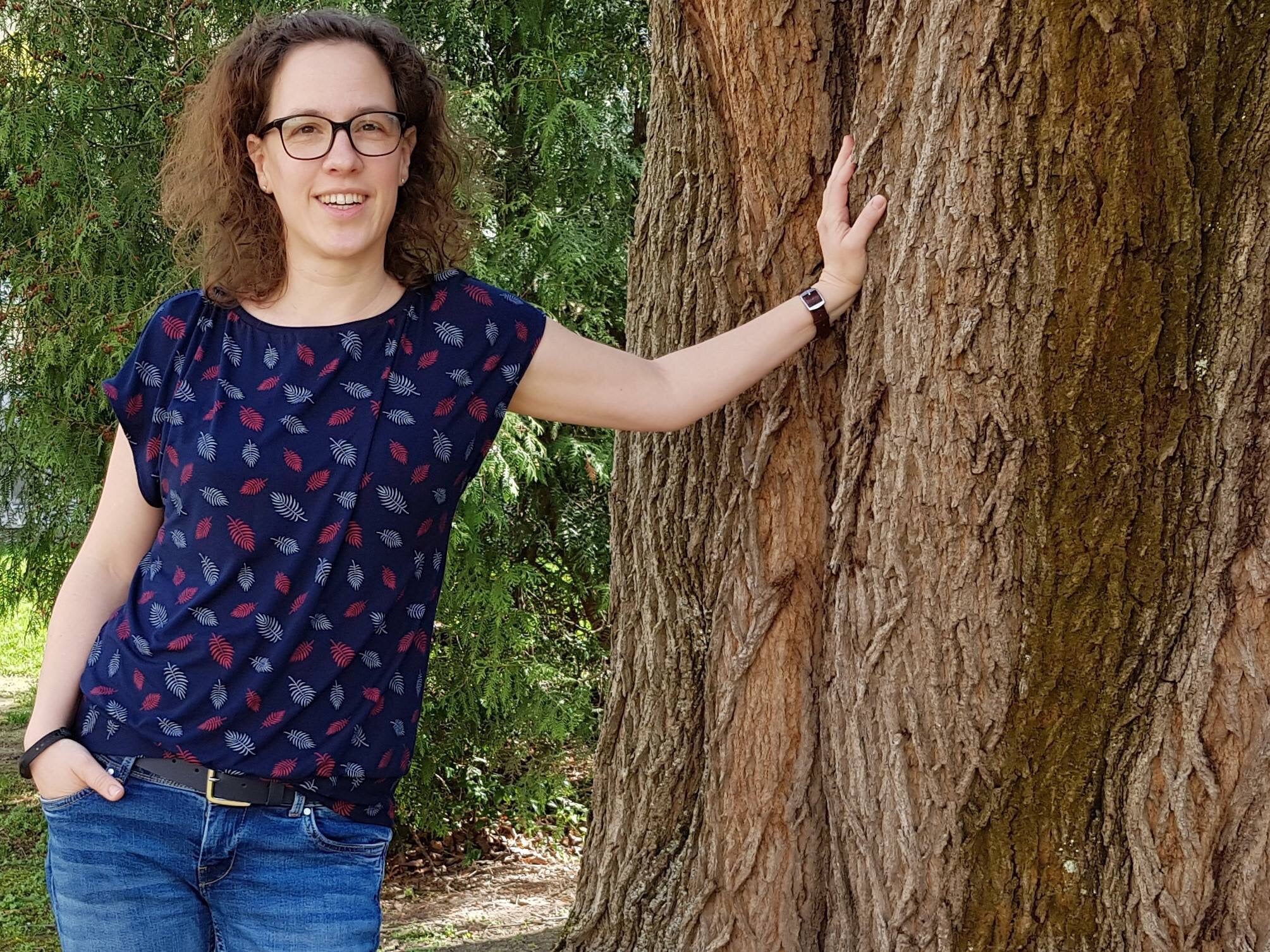 Clara- Shirt oder Kleid mit raffinierter Schulterpartie - FinasIdeen