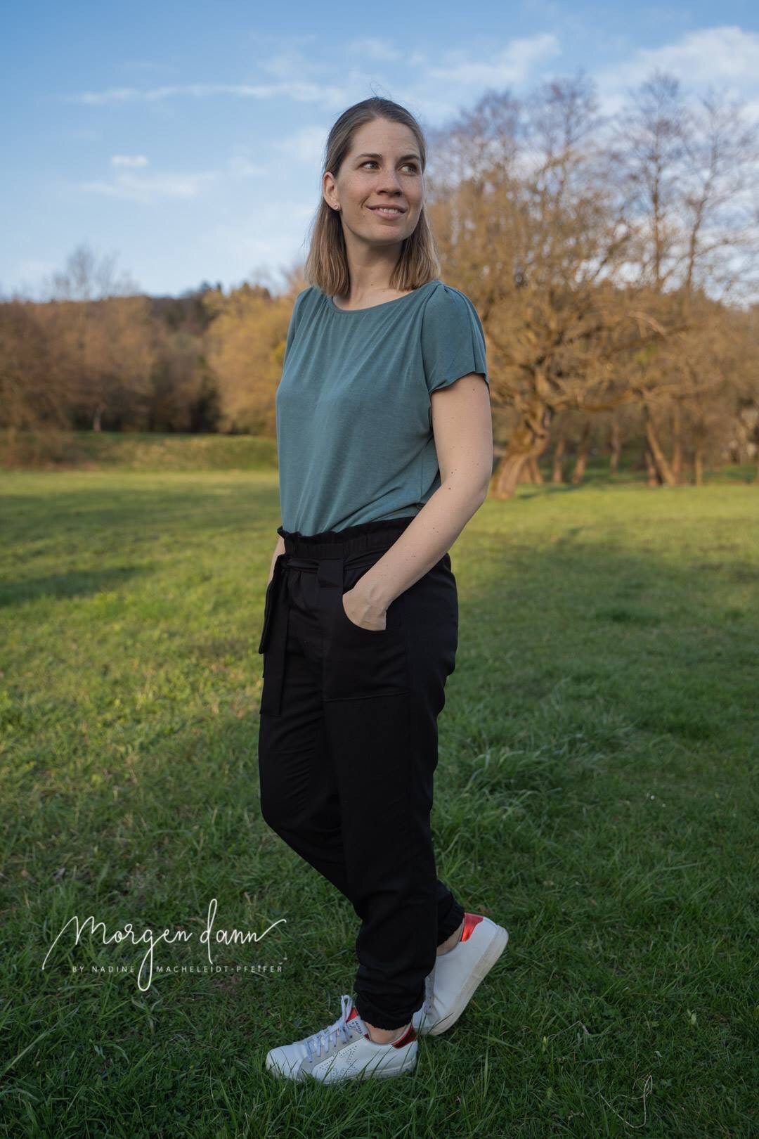 Clara- Shirt oder Kleid mit raffinierter Schulterpartie - FinasIdeen