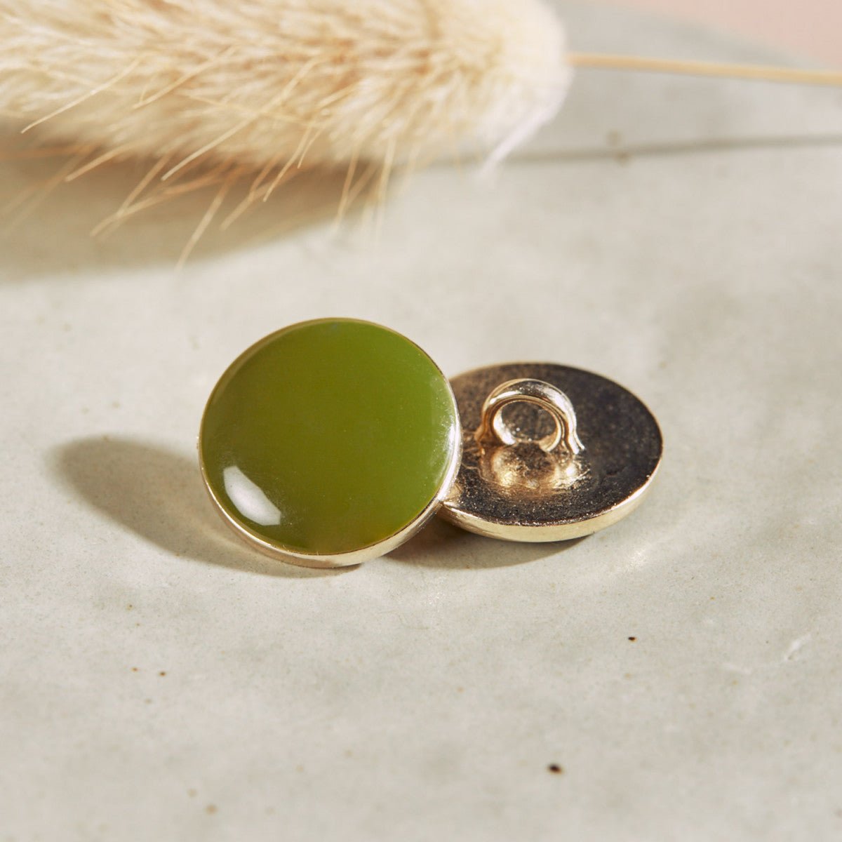 Dotty Button matcha leaf - FinasIdeen