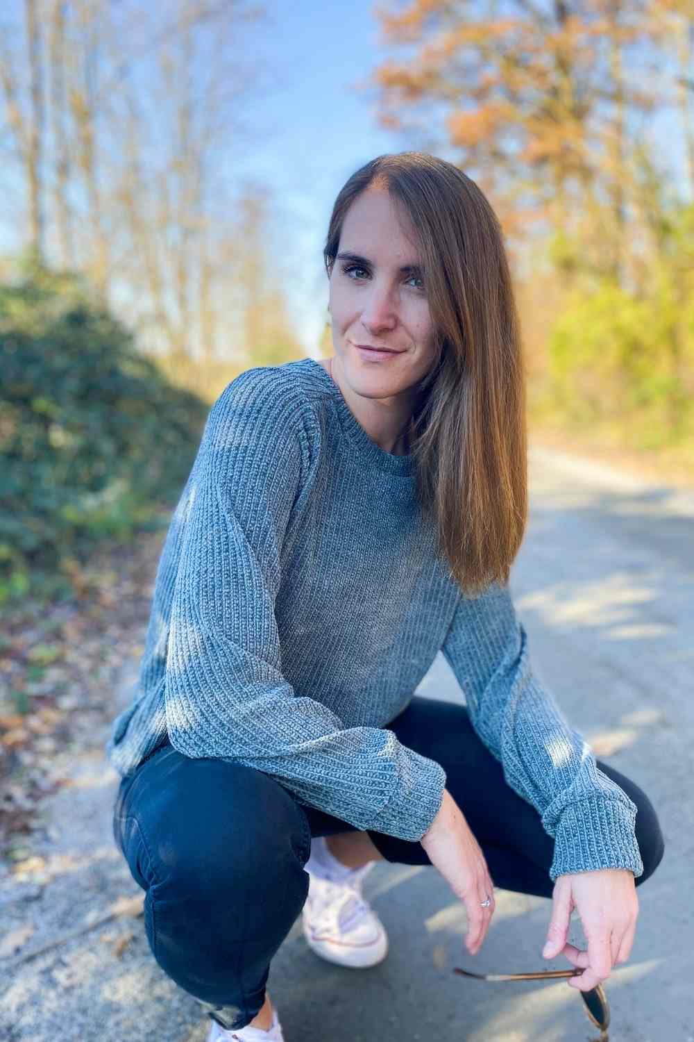 Schnittmuster-Pullover-mit-Knopfleiste-Elisa-FinasIdeen