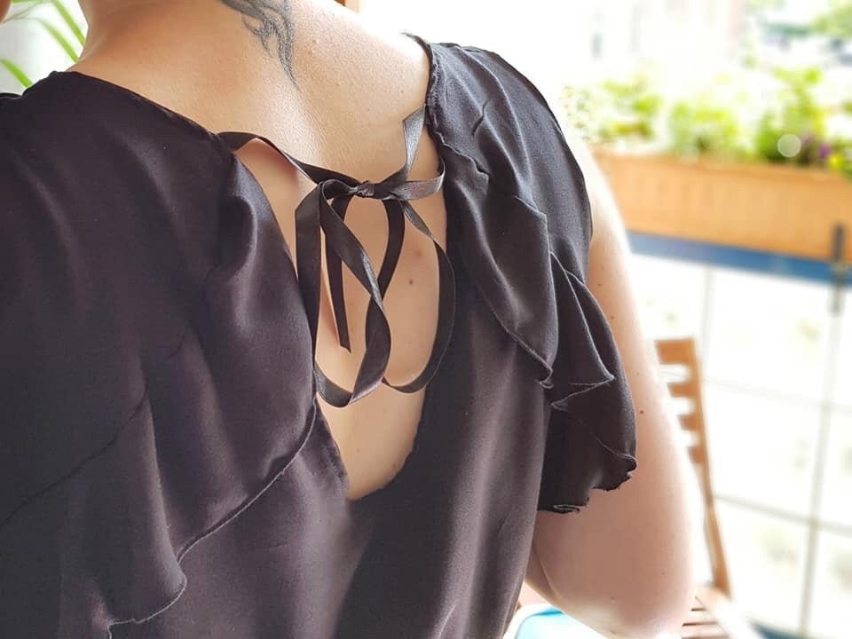 Florentine- feminines Kleid oder Shirt mit Rüschen - FinasIdeen-Schnittmuster