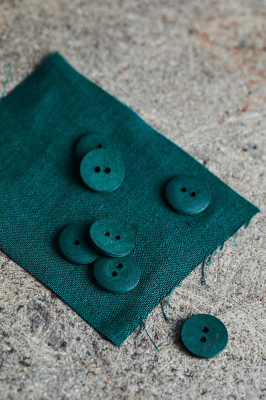Knopf aus gepresster Baumwolle 18mm dunkles grün (Curb Cotton button bottle green) - FinasIdeen