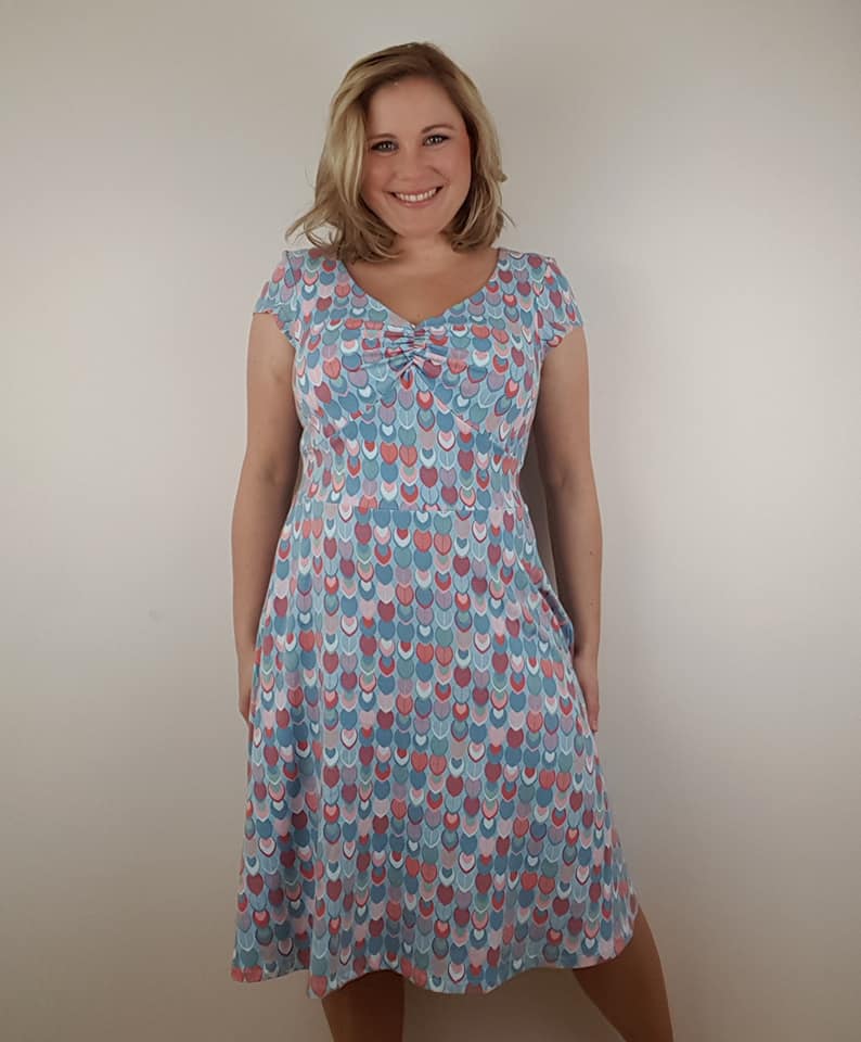 SummerDress- feminines Kleid mit 2 Ausschnittvarianten (Papierschnittmuster) - FinasIdeen